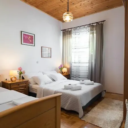 Apartmani Tomas * Omiš