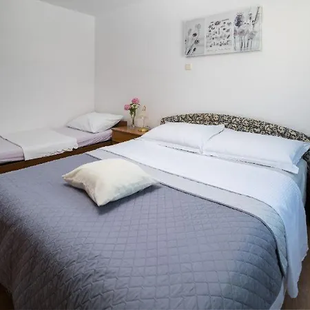 Appartement Apartmani Tomas Omiš