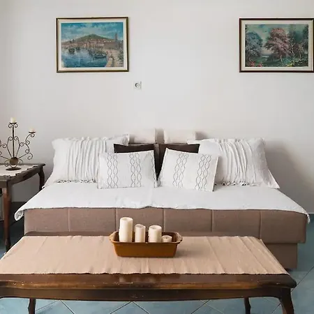 Apartmani Tomas *